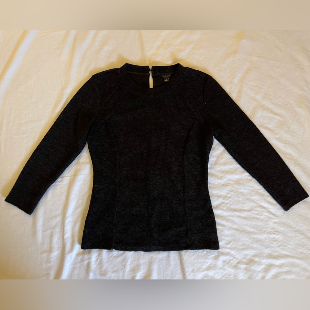 Ann Taylor top. Size: S